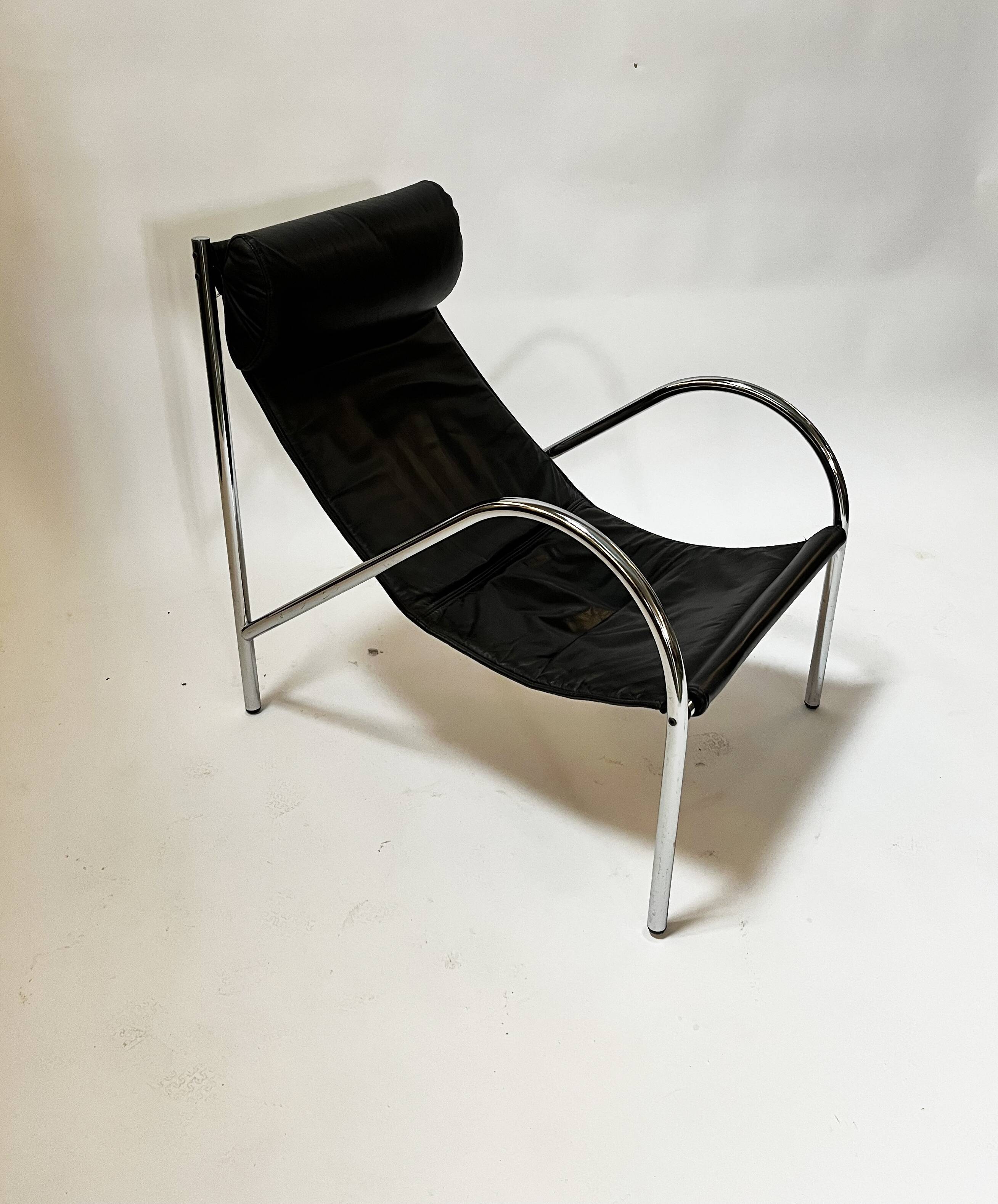 Omega Habitat armchair