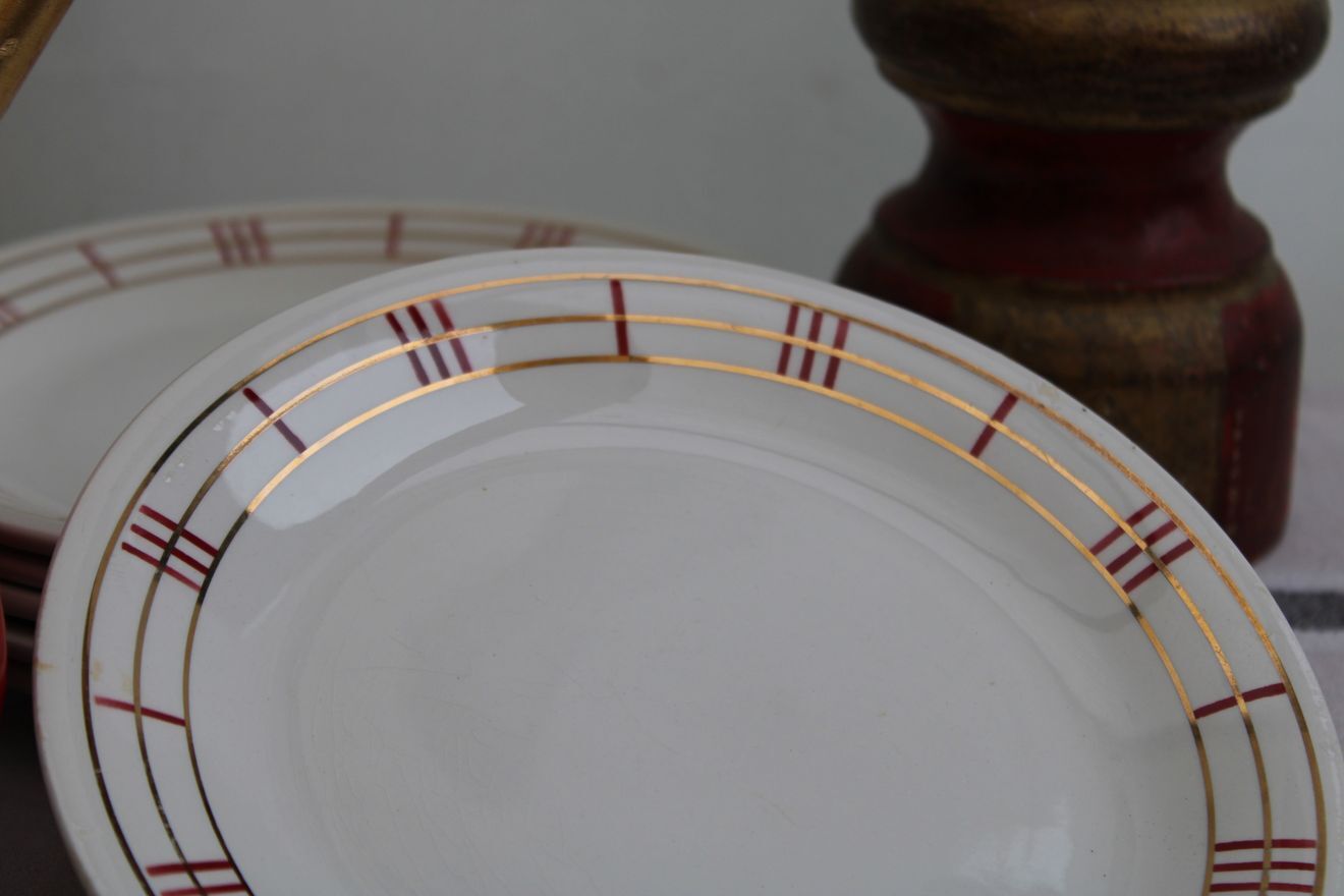Set of 6 dessert plates