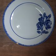 Série de plats Badonviller Fleurs bleues