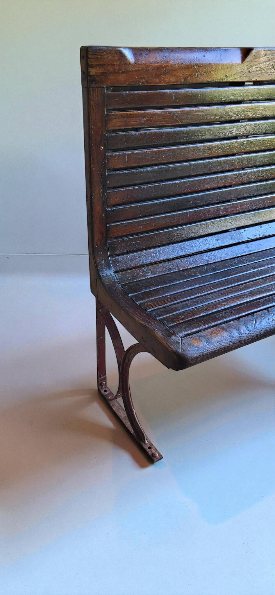 Parisian metro bench / Sprague bench from the 1930s