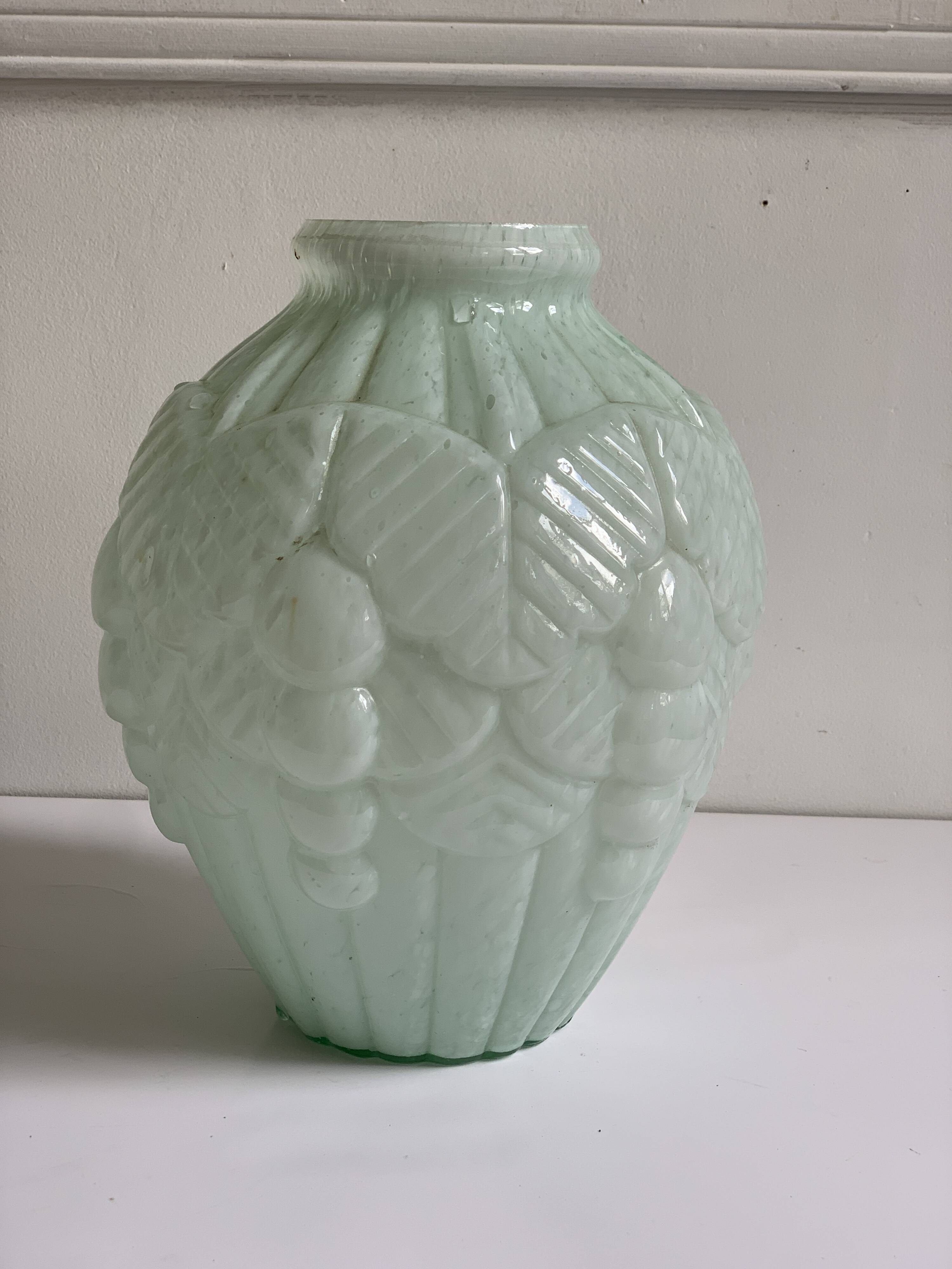 Clichy glass vase