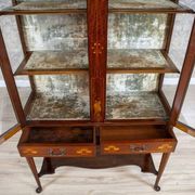 Vitrine en acajou incrustée anglaise