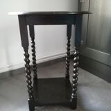 Black pedestal