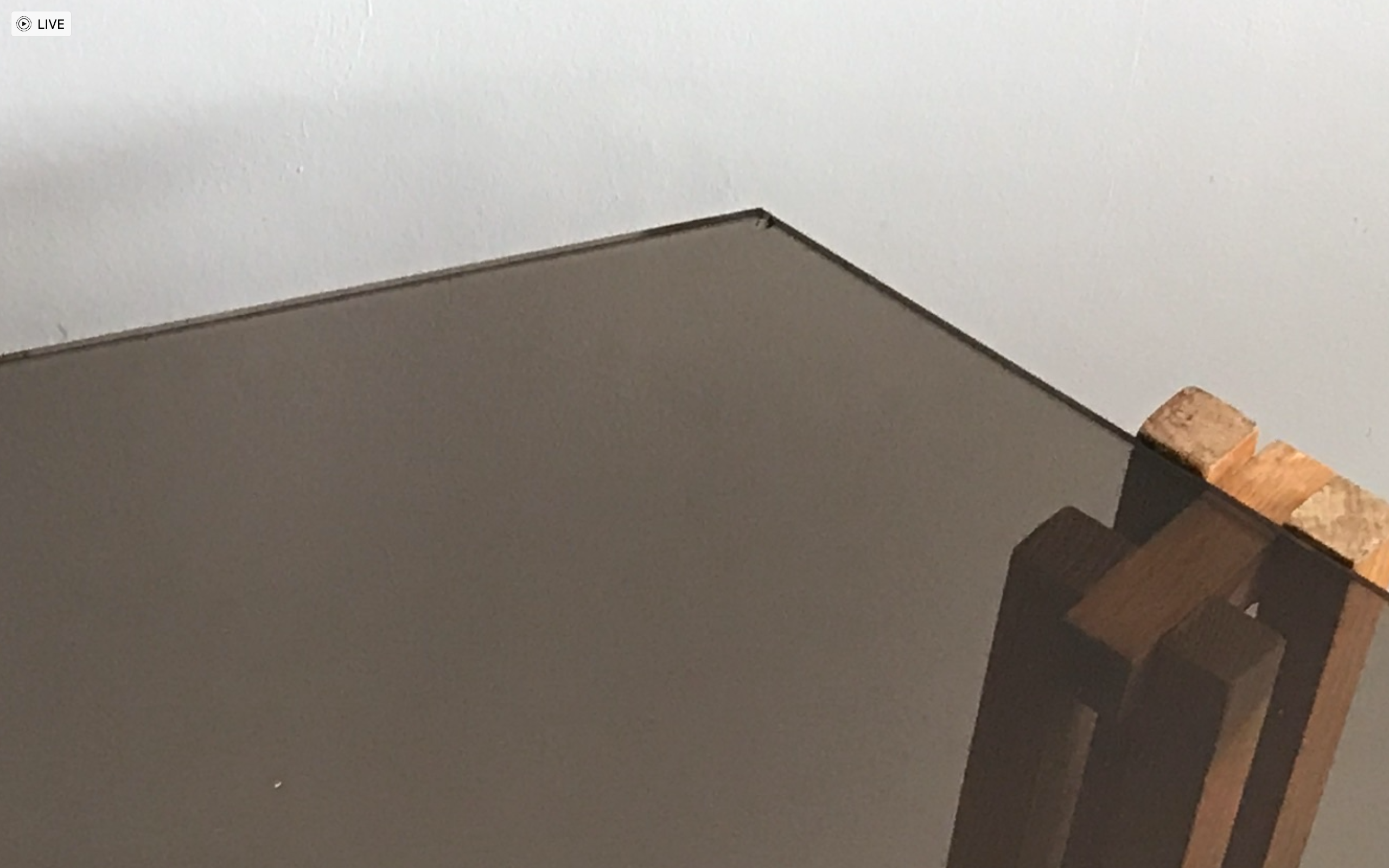 Table d’appoint moderniste néerlandaise en bois et en verre hexagonale des années 1960