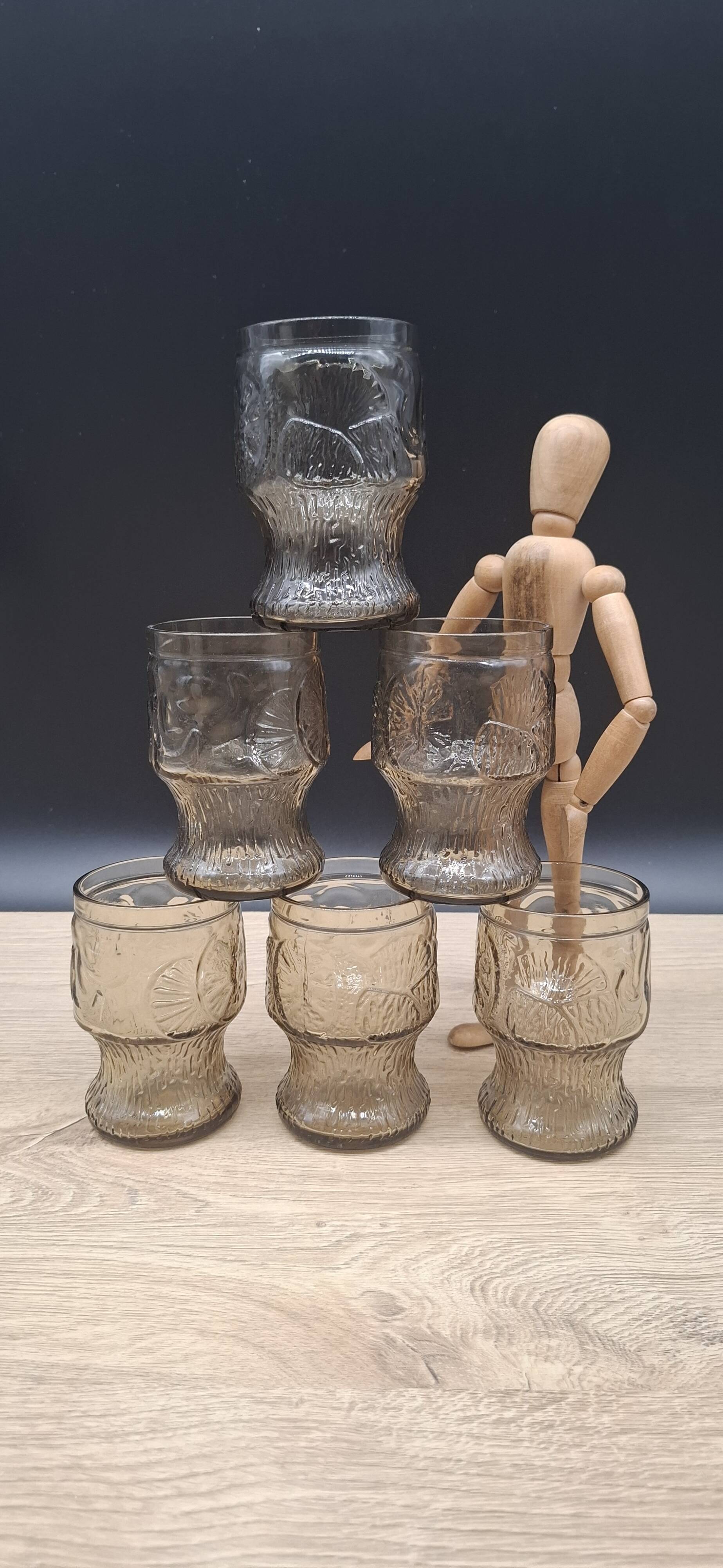 Set of 6 Italian amber glasses