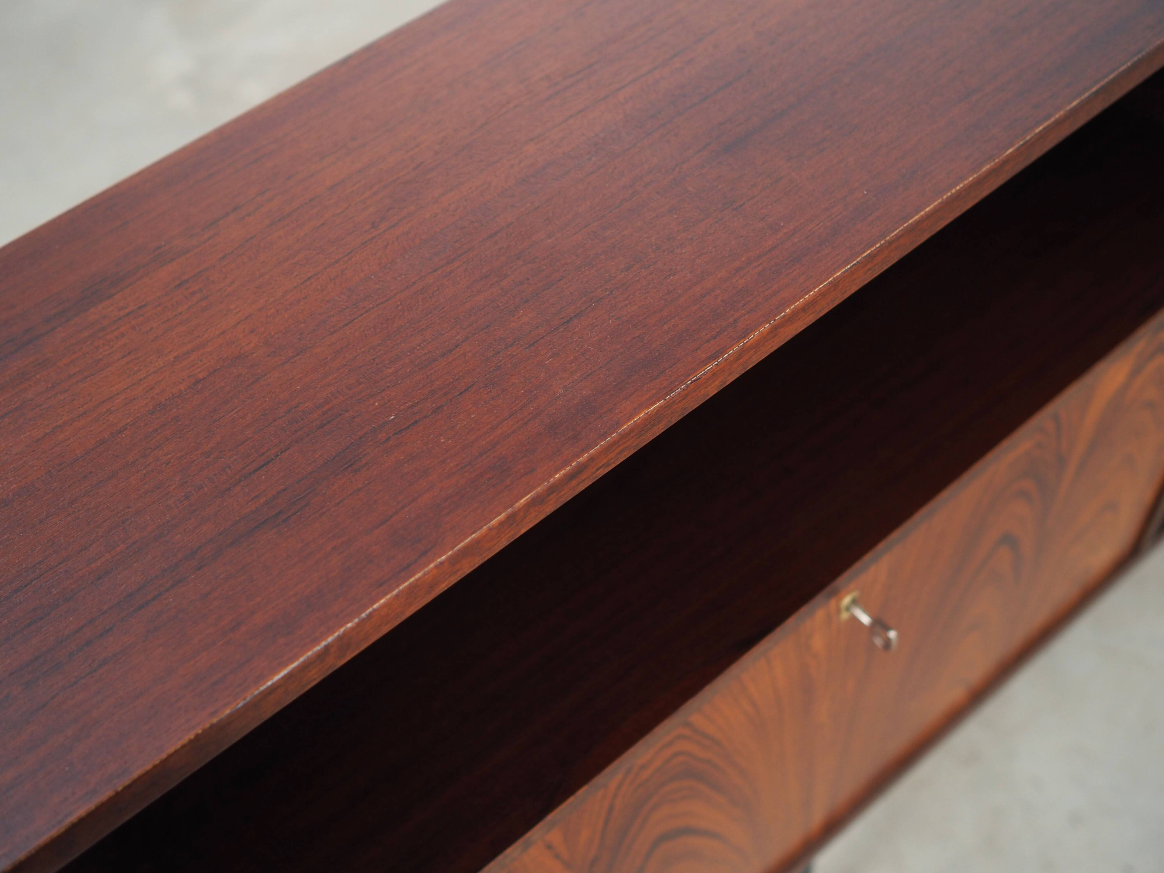 Rosewood bookcase, Danish design, 1970s, production: Farsø Møbelfabrik