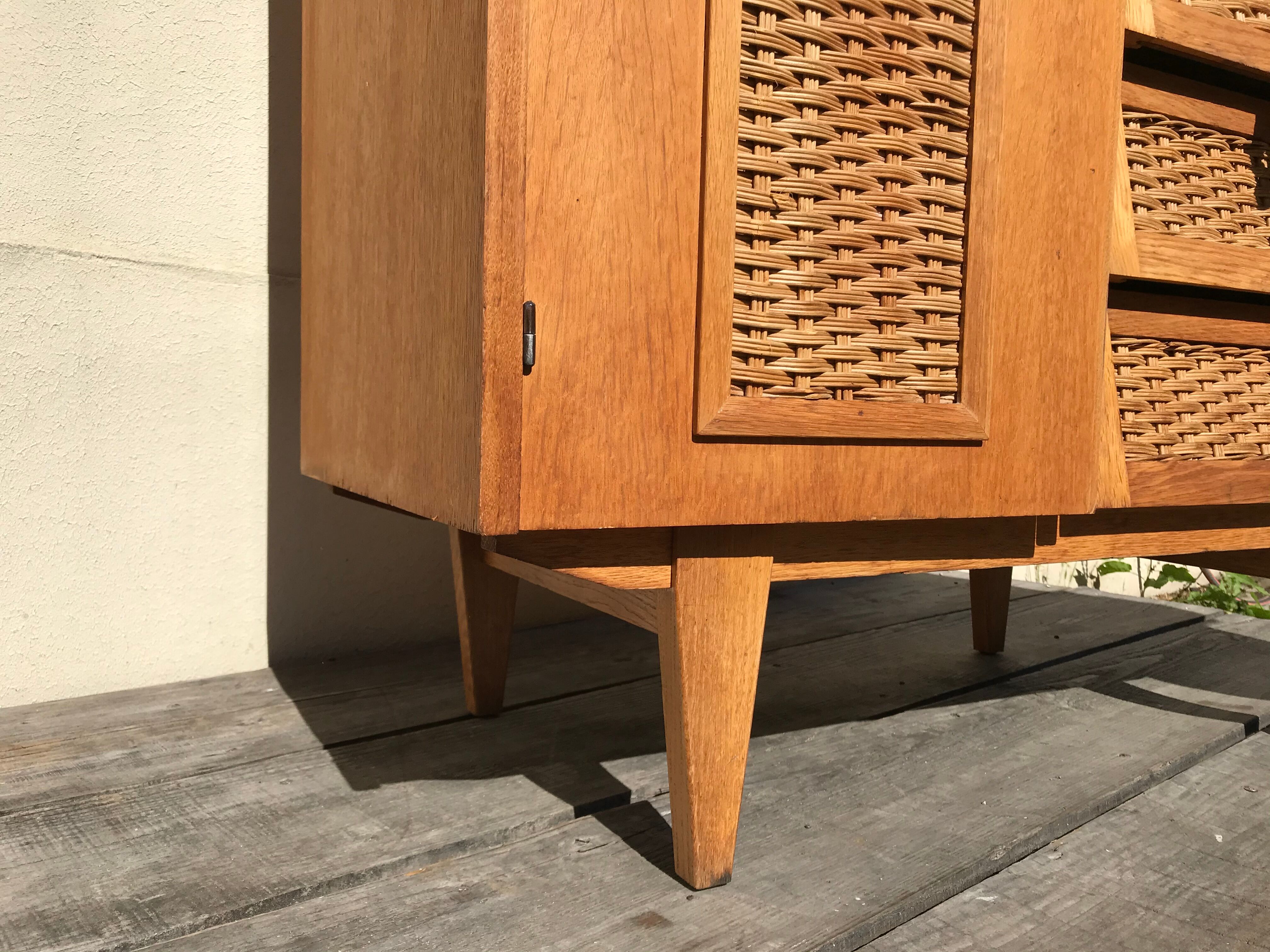 Vintage chene and rattan cabinet 60