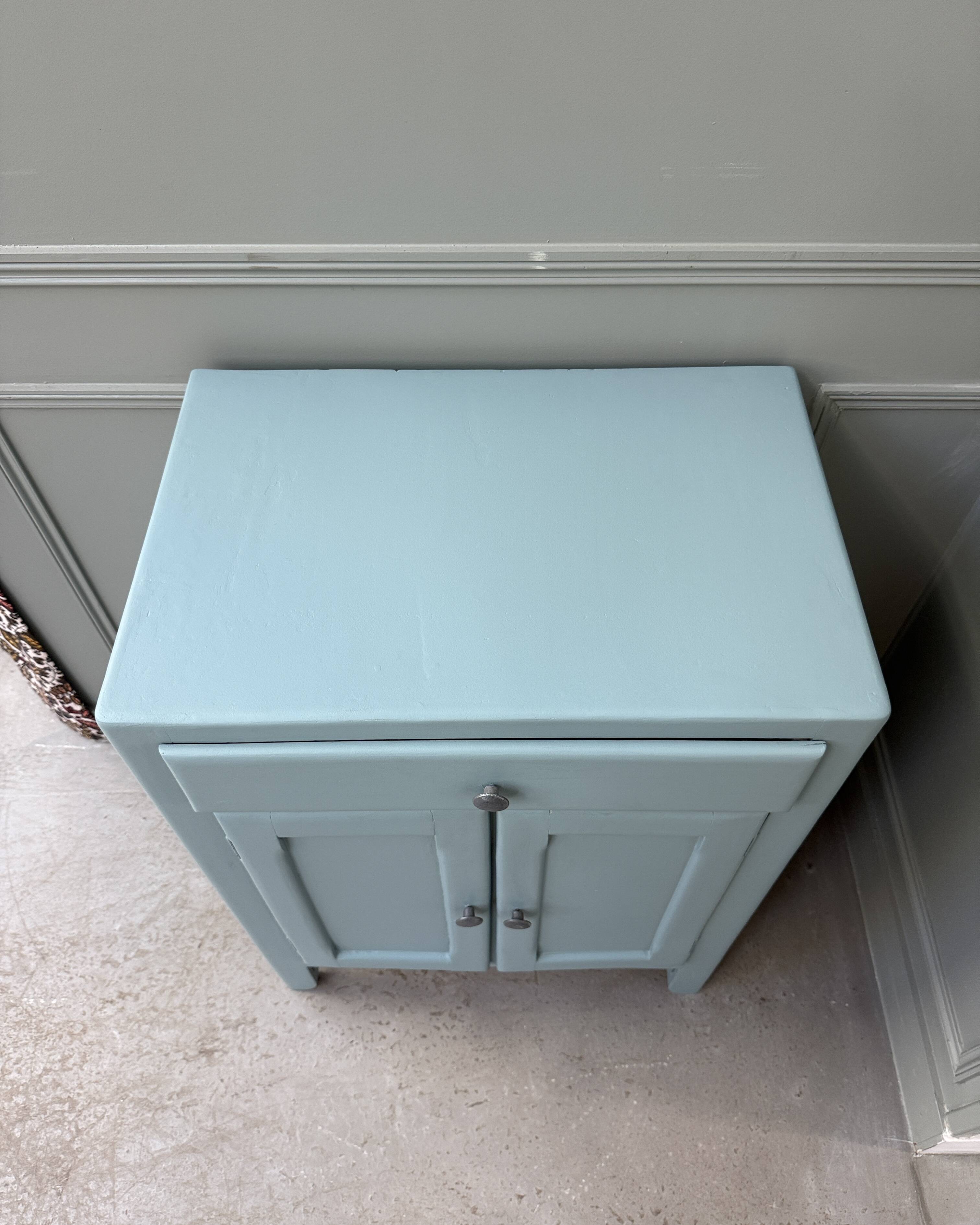 Buffet parisien bleu (rénové)
