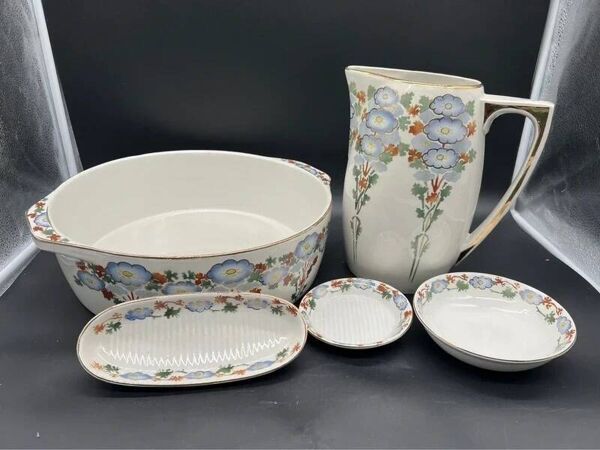 Service de toilette vintage – Hamage Moulin des Loups – modèle Volubilis