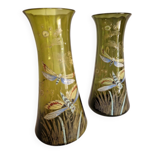Paire de vases en verre