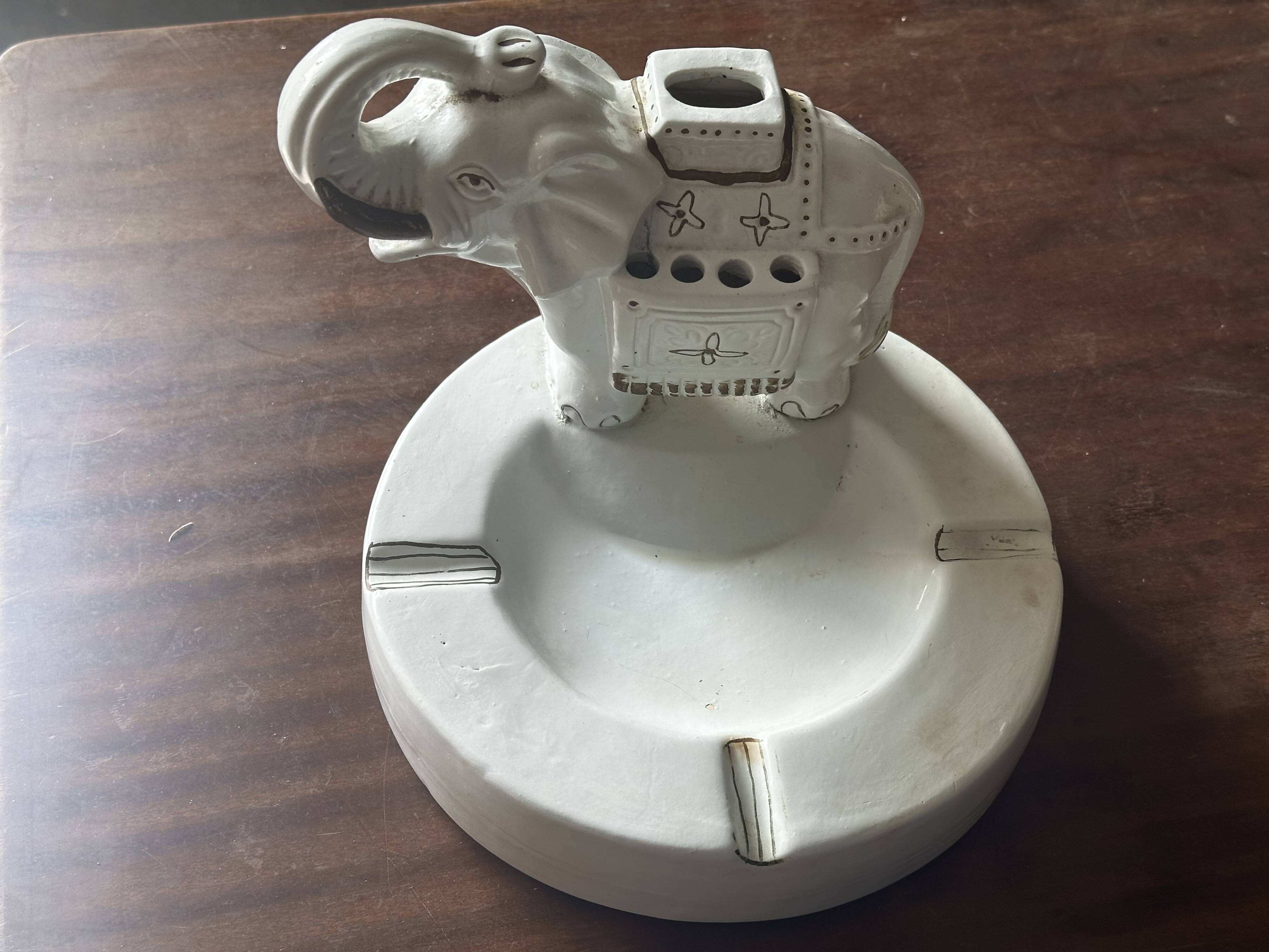 Vintage Ceramic Elephant - Ashtray and Incense Diffuser