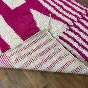 Grand tapis rose fait main 300cmx200cm