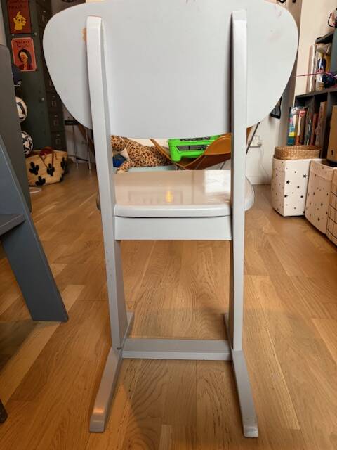 Accounting office and its roller chair from laurette's
