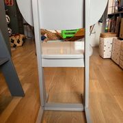 Bureau de comptable et sa chaise a patins de chez laurette