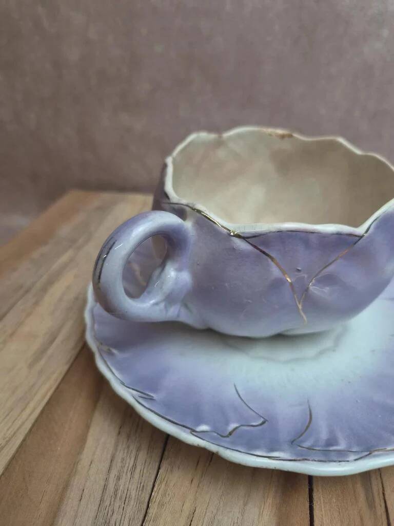 2 large breakfast/chocolate cups K&G Lunéville with saucers