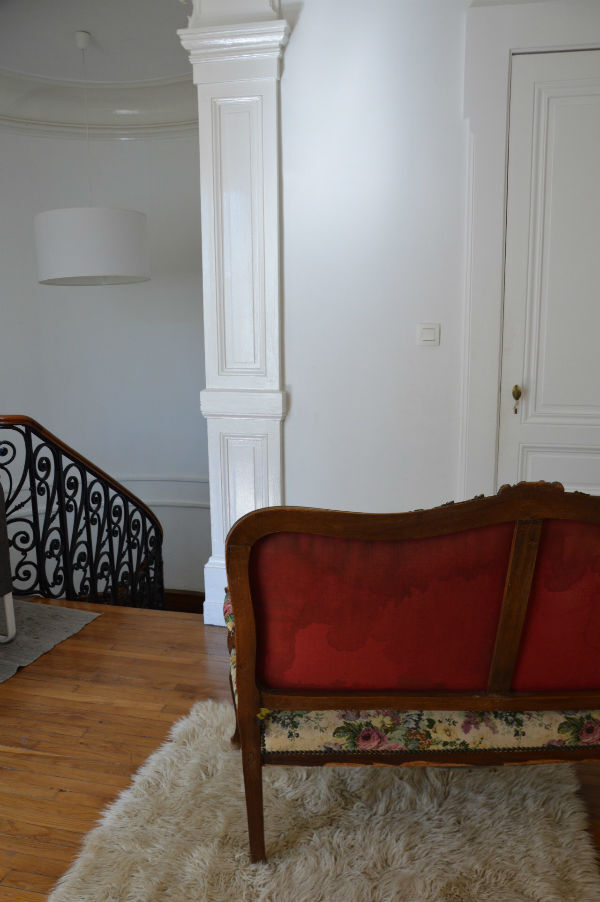 Louis XV style bench in walnut