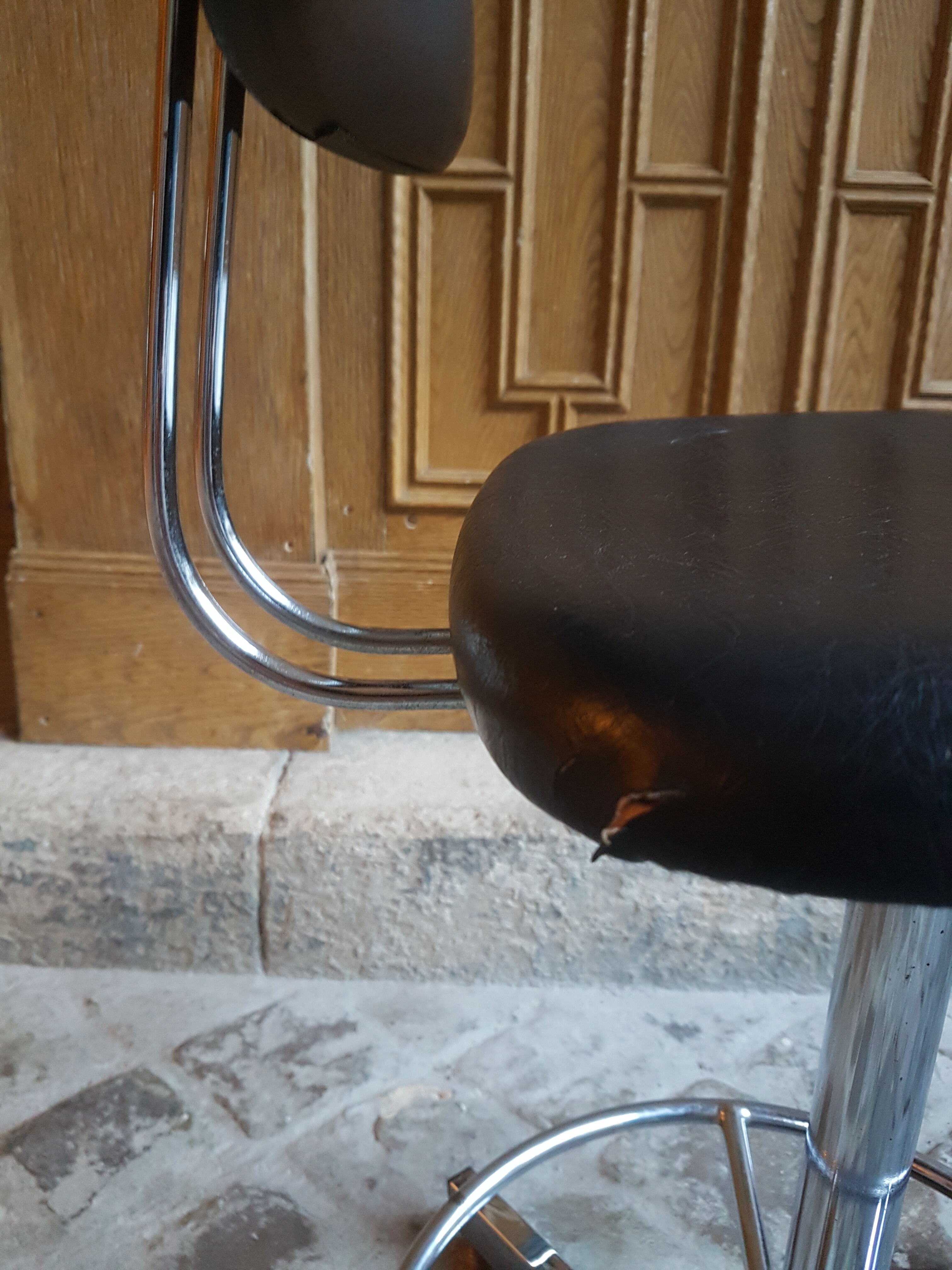 Chaise industrielle vintage Kor