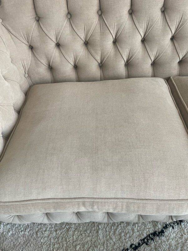 Chesterfield Bradwell sofa, 180 cm, custom-made, as good as new.