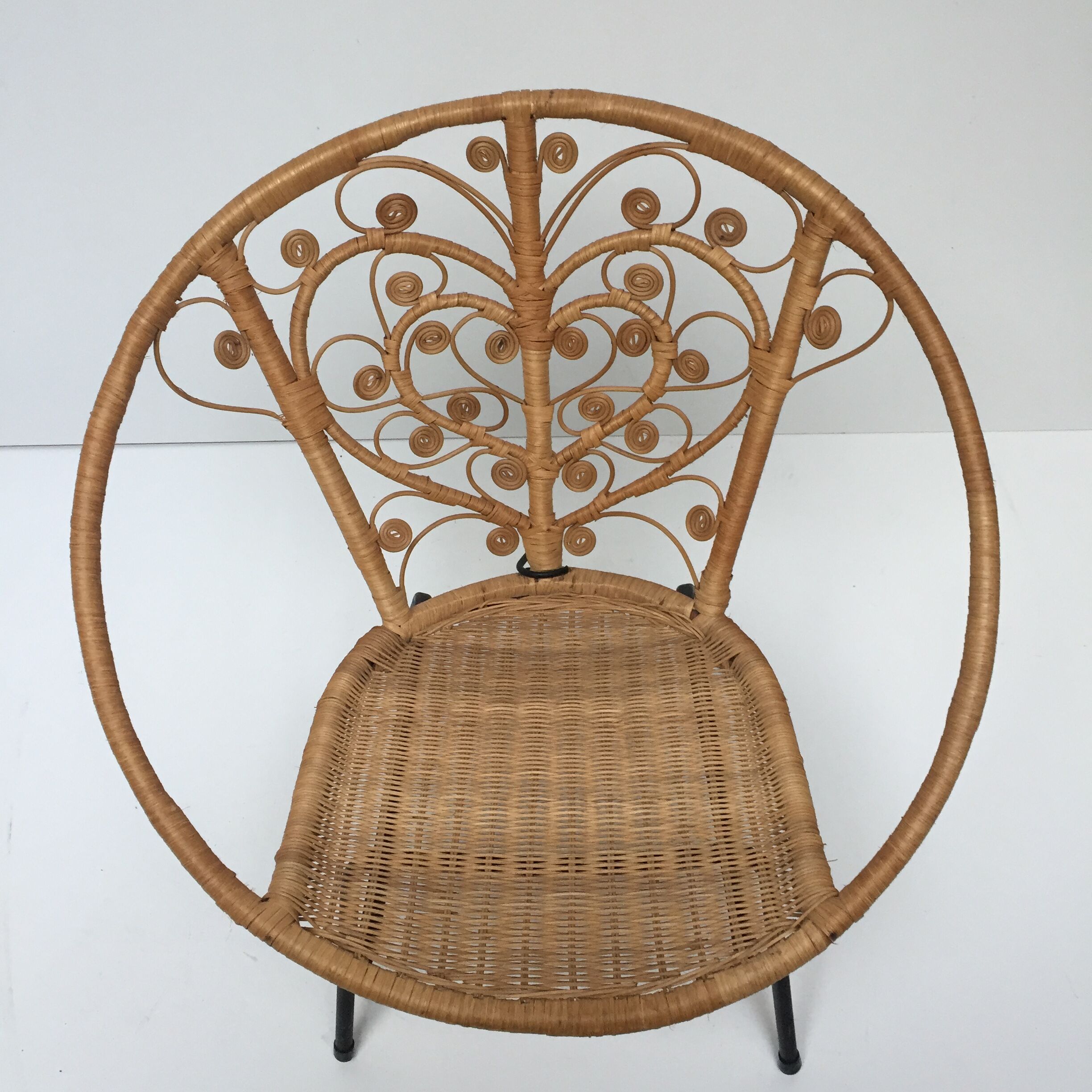Vintage Bohemia volutes rattan chair