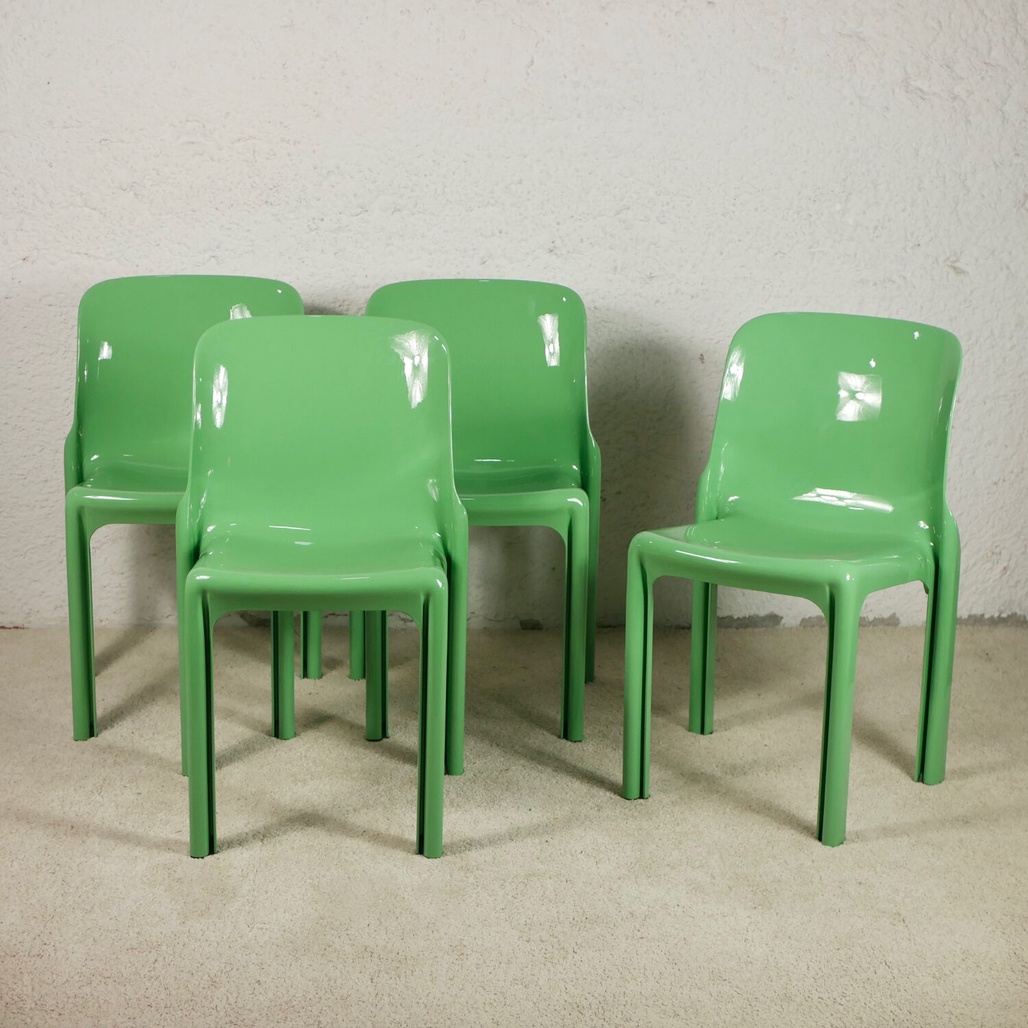 Series of 4 Selene Vico Magistretti chairs for Artemide