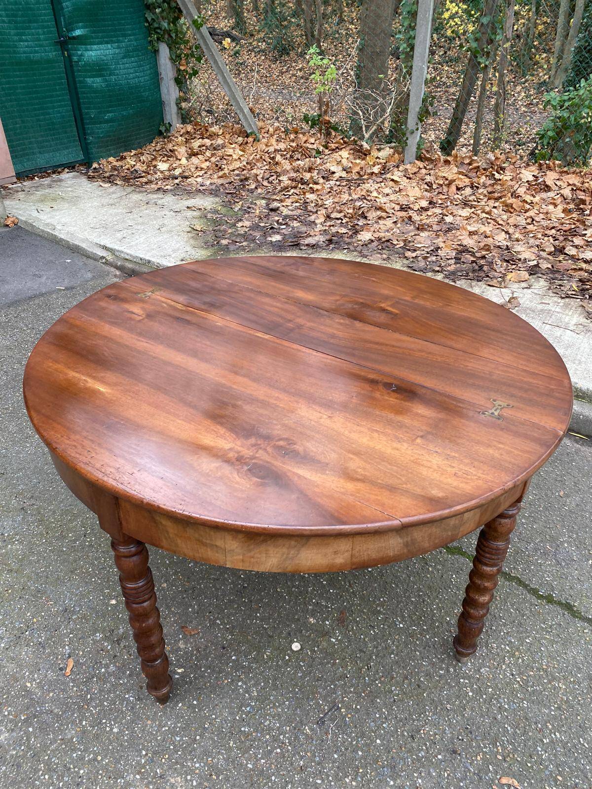 Round extendable dining table with drop leaf, 19th century console table
