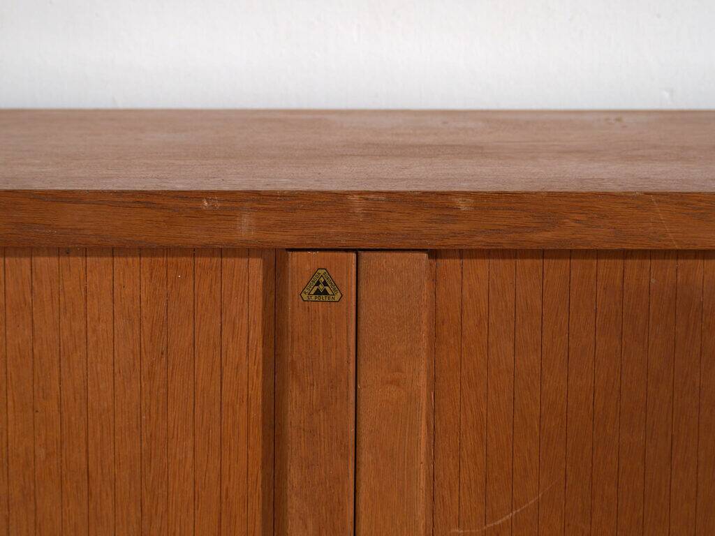 Buffet bas du milieu du siècle avec marque St. Pölten, Autriche (vers 1950-1970)