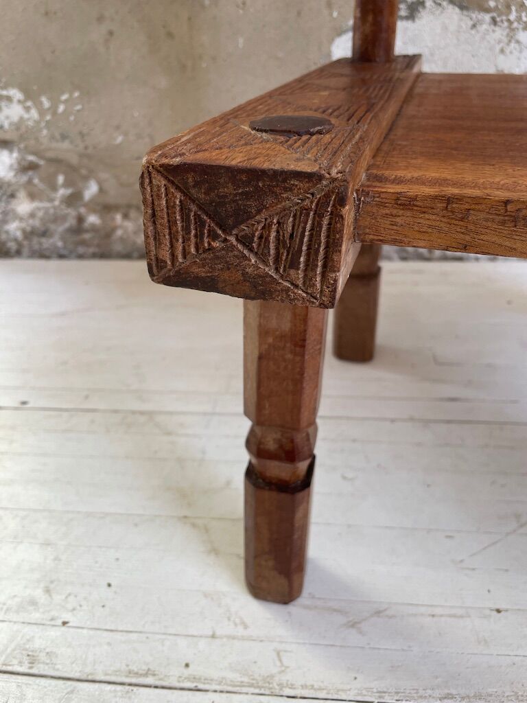 Low chair côte d'ivoire