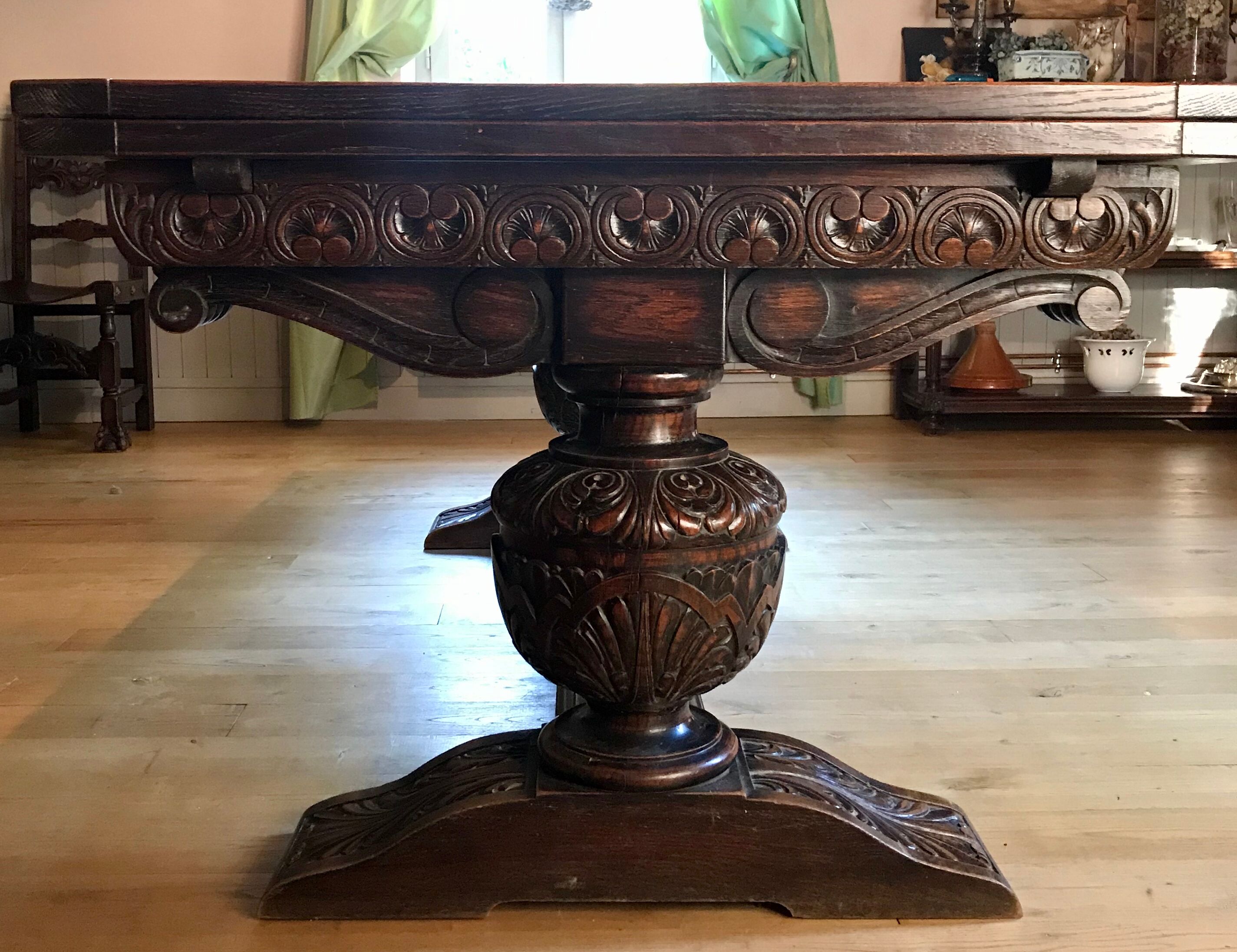 Dining room table with its Spanish Renaissance chairs