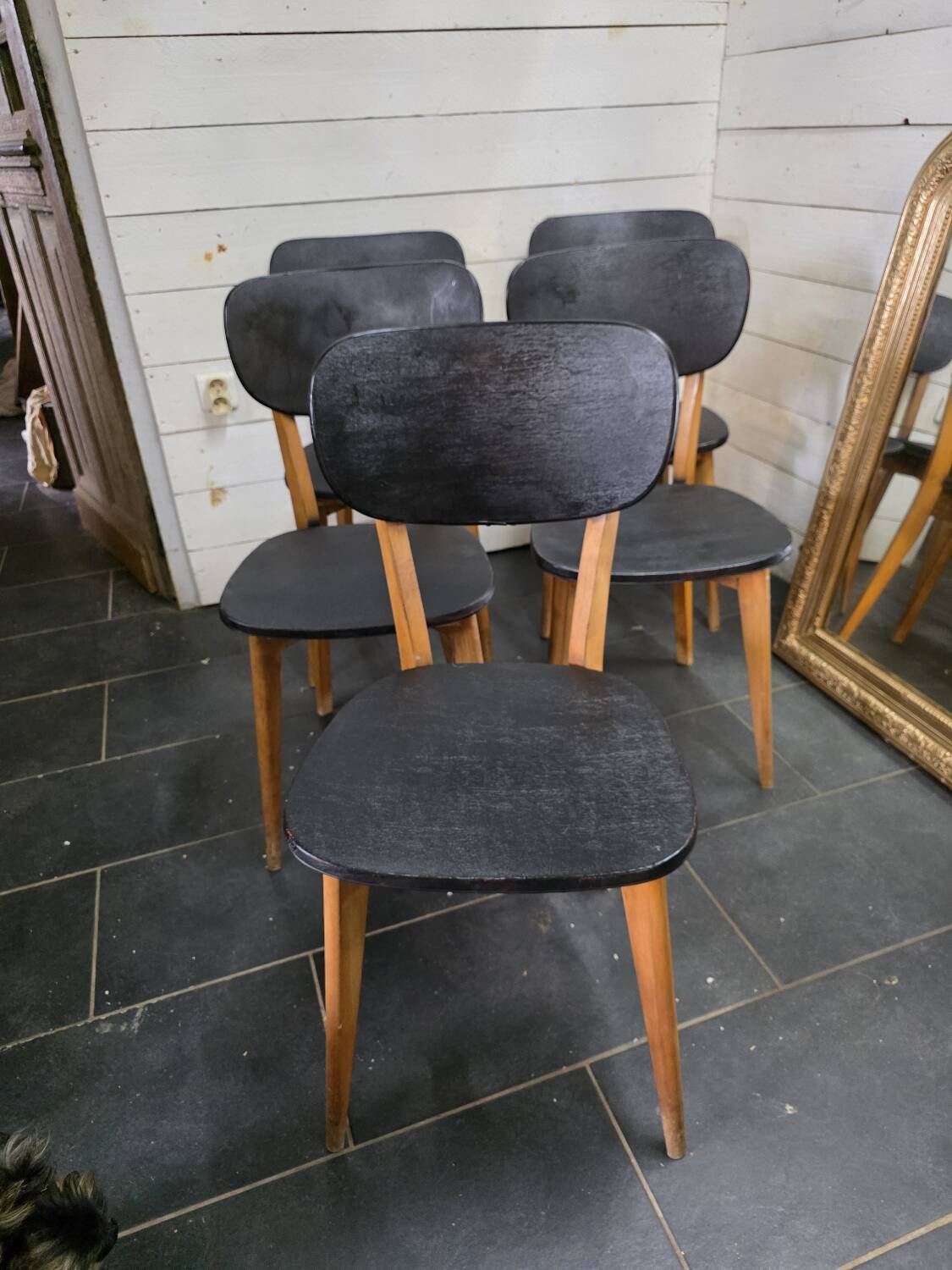 5 chaises vintage des années 60