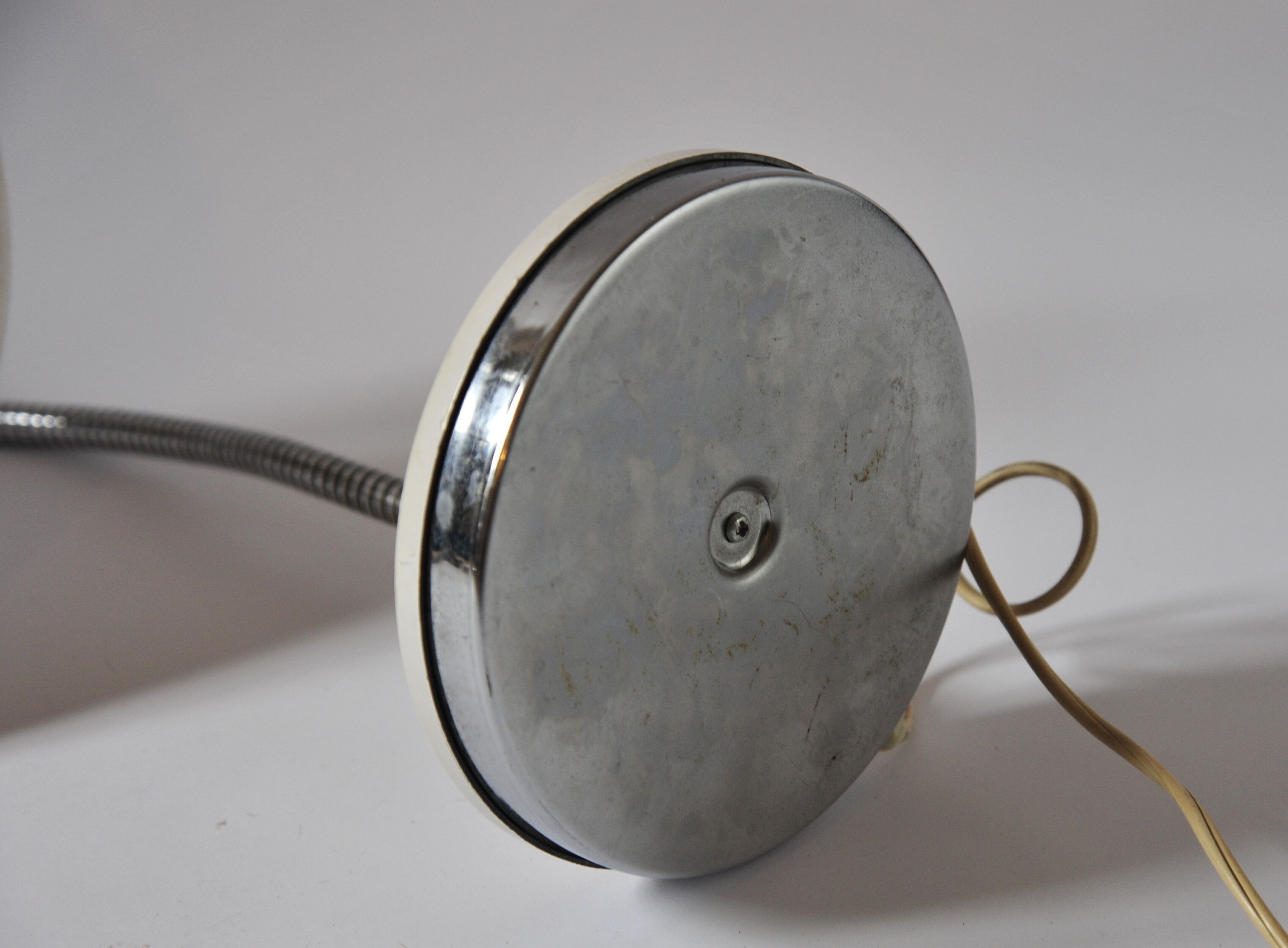 White lamp and chrome 60-70s