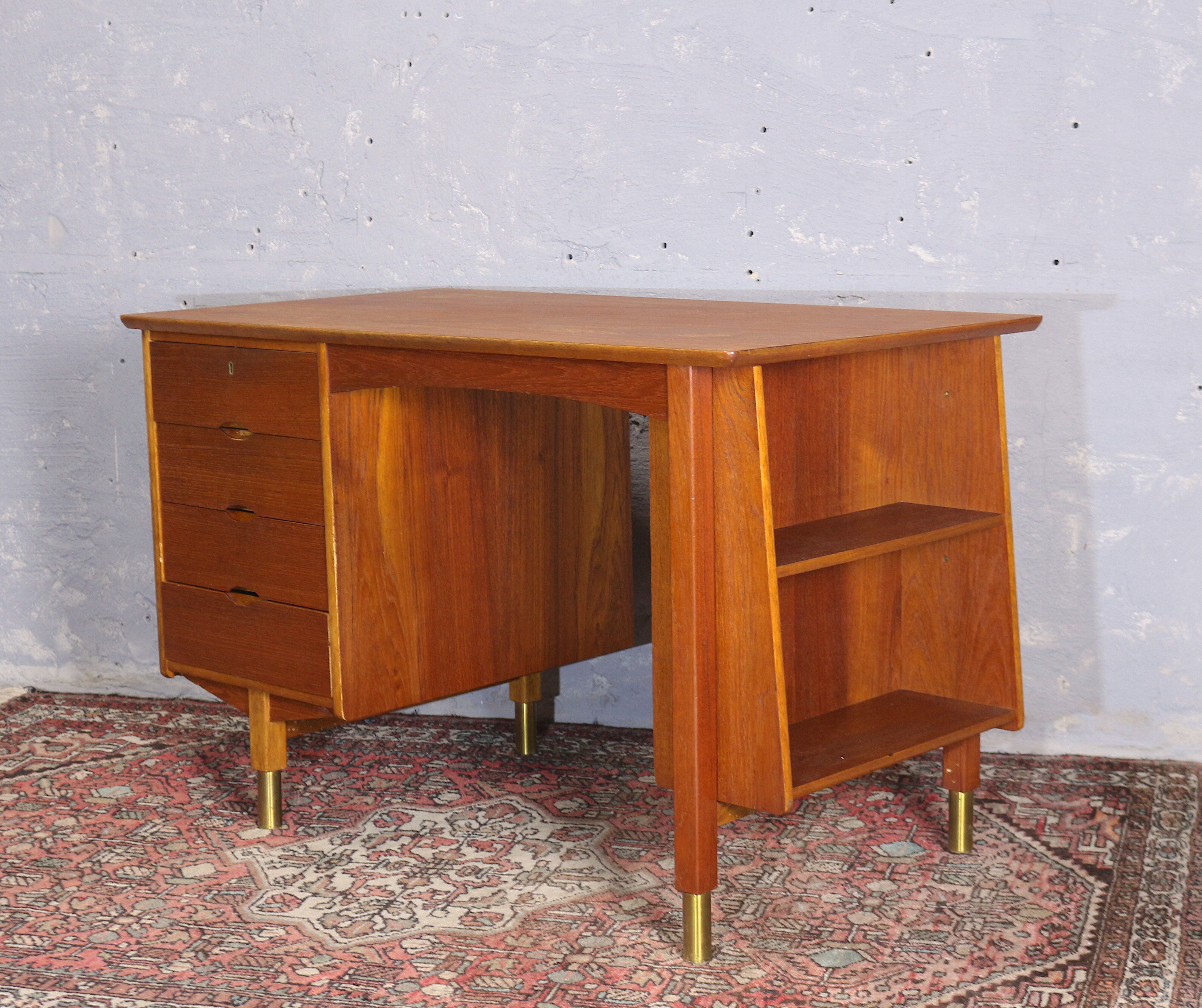 Teak desk by Myhres Møbelindustri, 1956 Norway