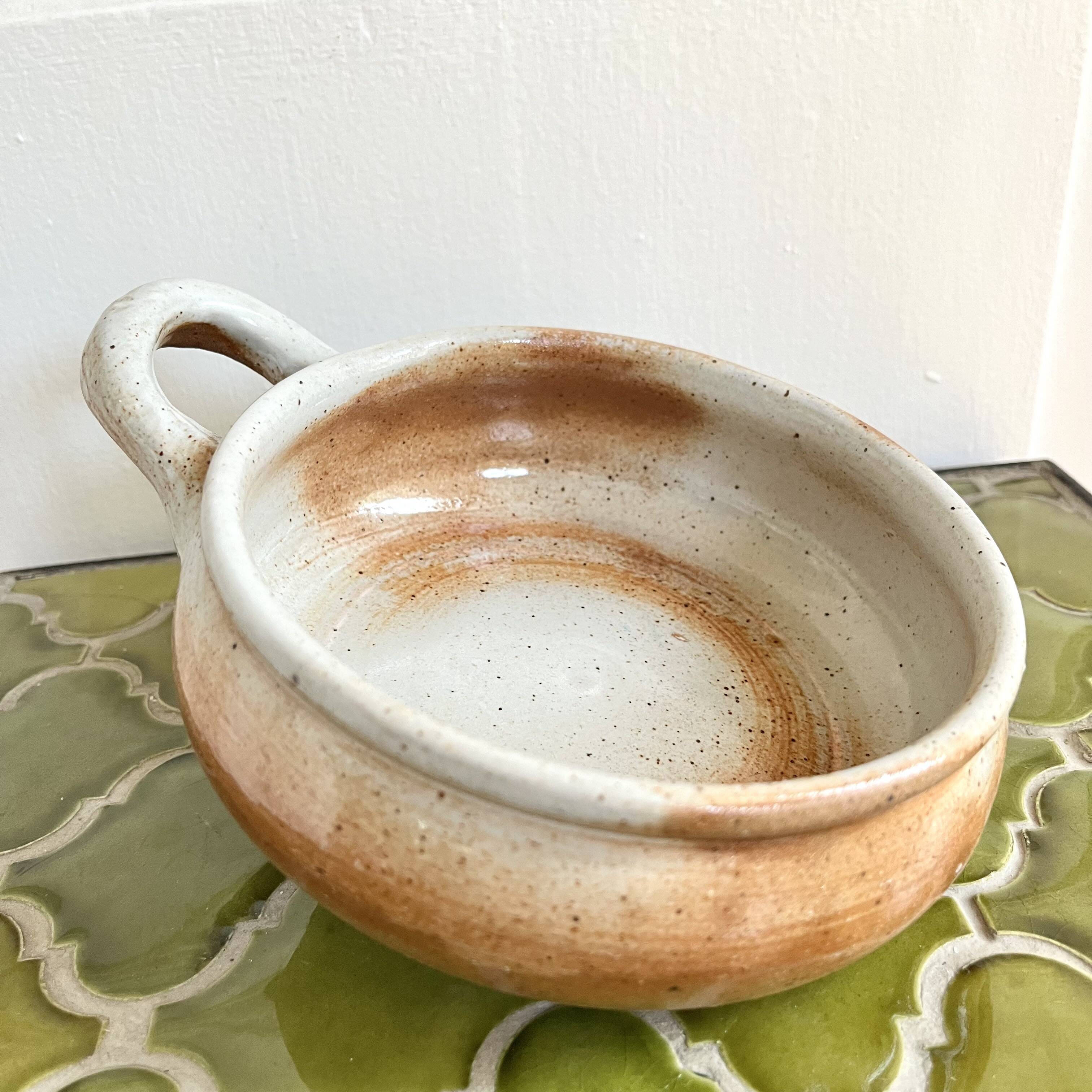 Empty pocket Grès du Marais