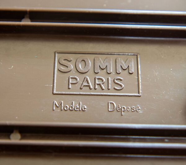 Table d'appoint range vinyle 1970 SOMM Paris