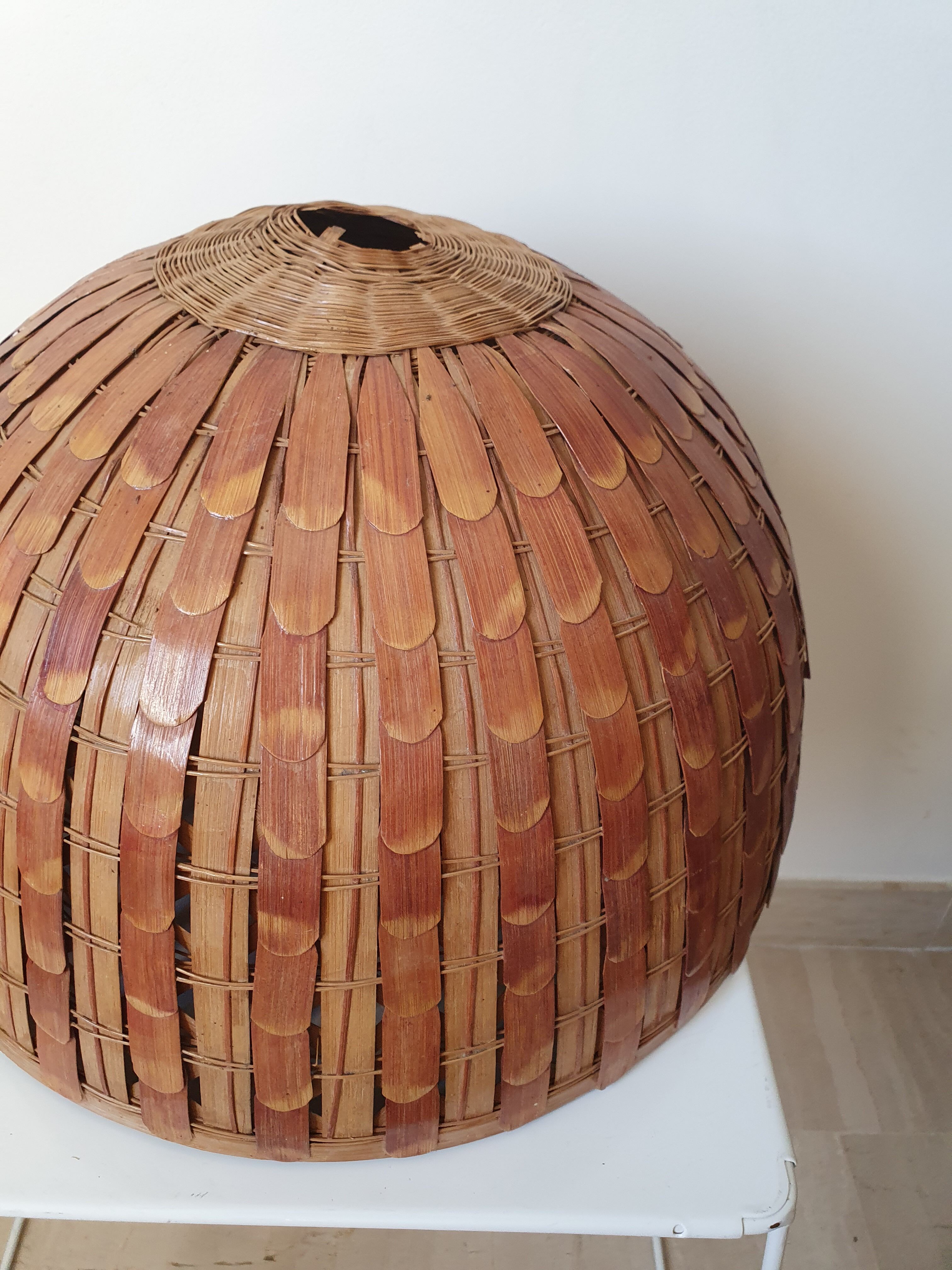 Ball wicker and rattan hanging lamp