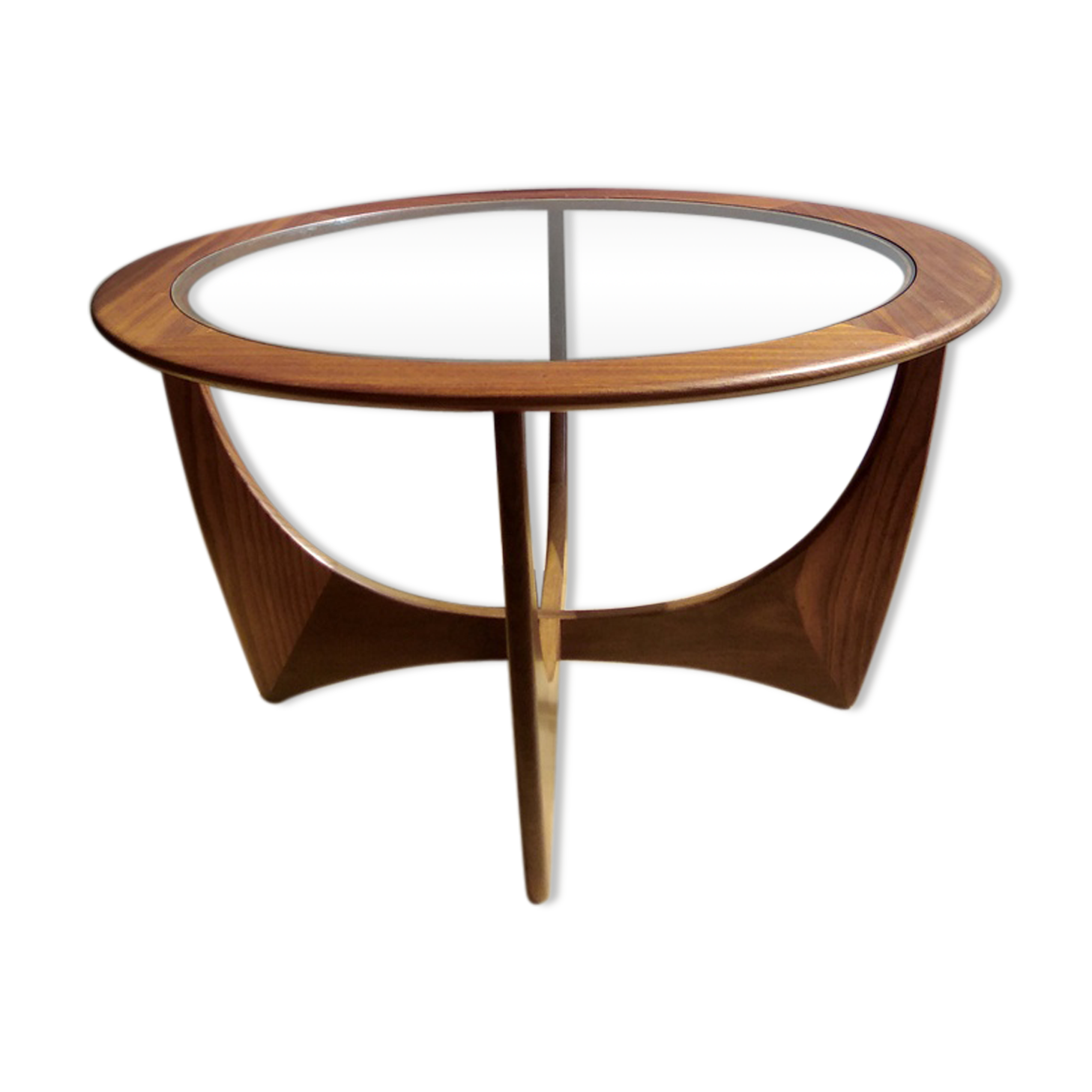 Round Astro Coffee Table - Designer Victor Wilkins - Edition G Plan 1960
