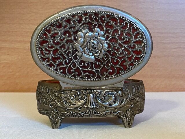 Silver metal jewellery box