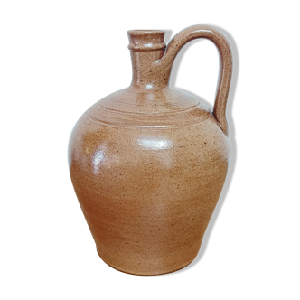 Pitcher in glazed brown sandstone