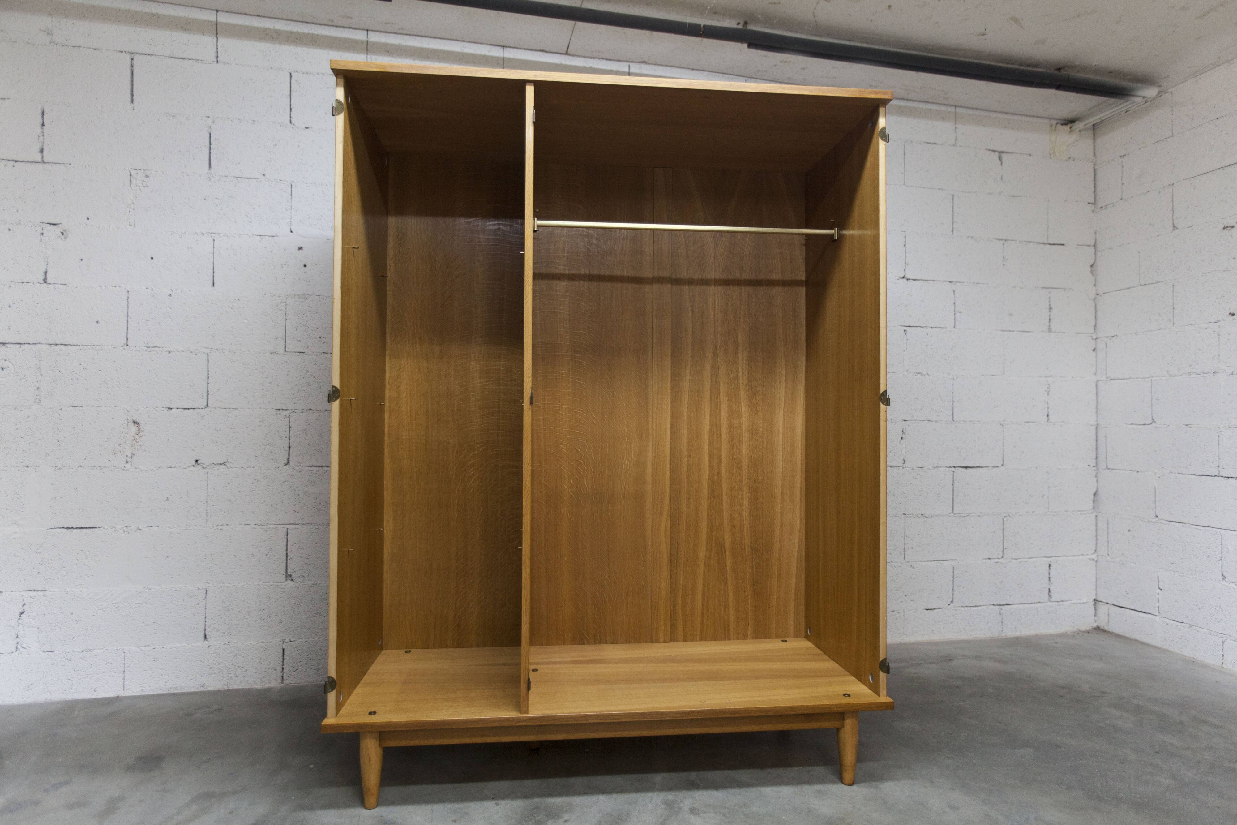 Scandinavian 3-door wardrobe in blond teak