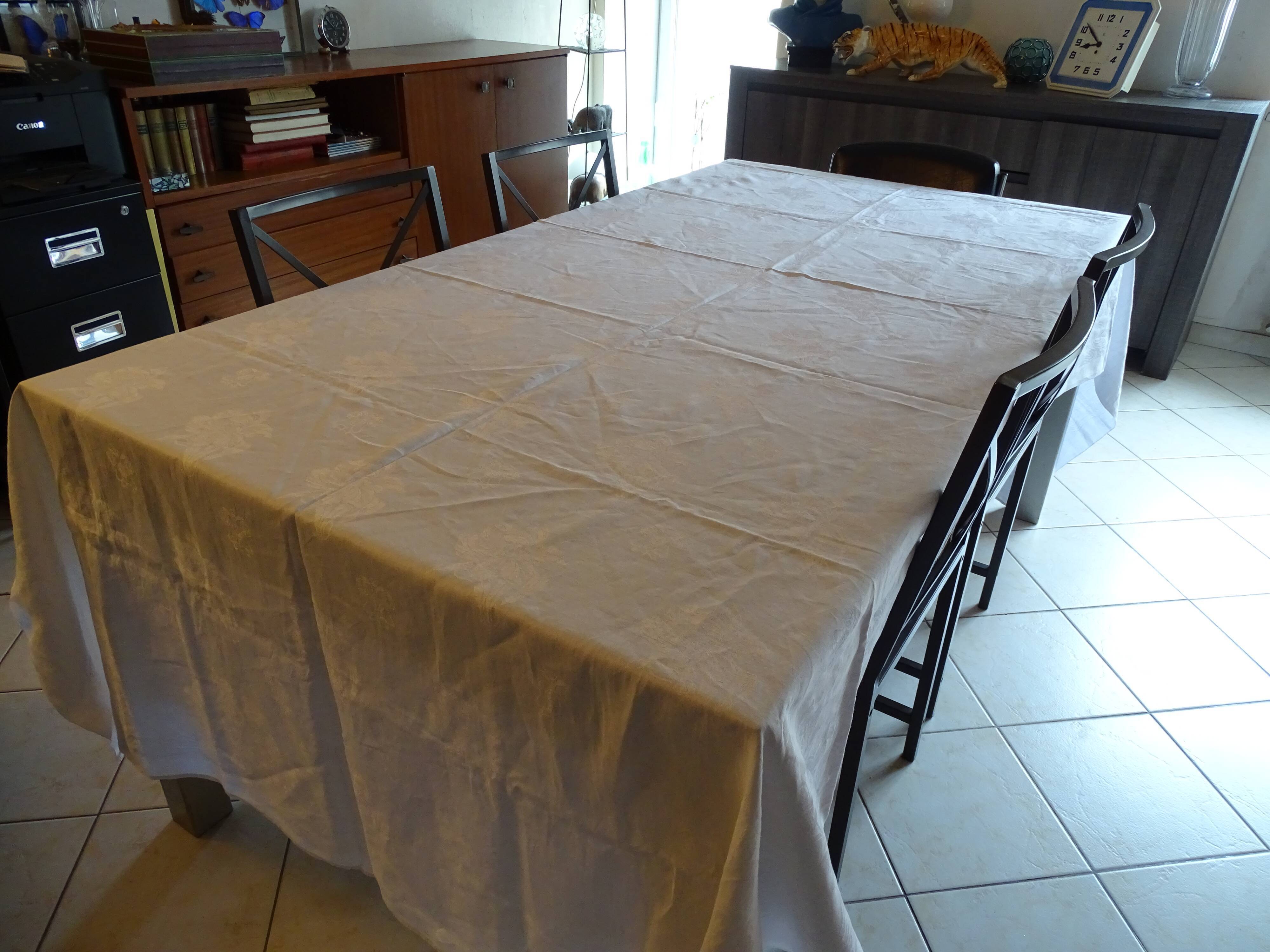 Old damask tablecloth 270 x 150 monogram MP