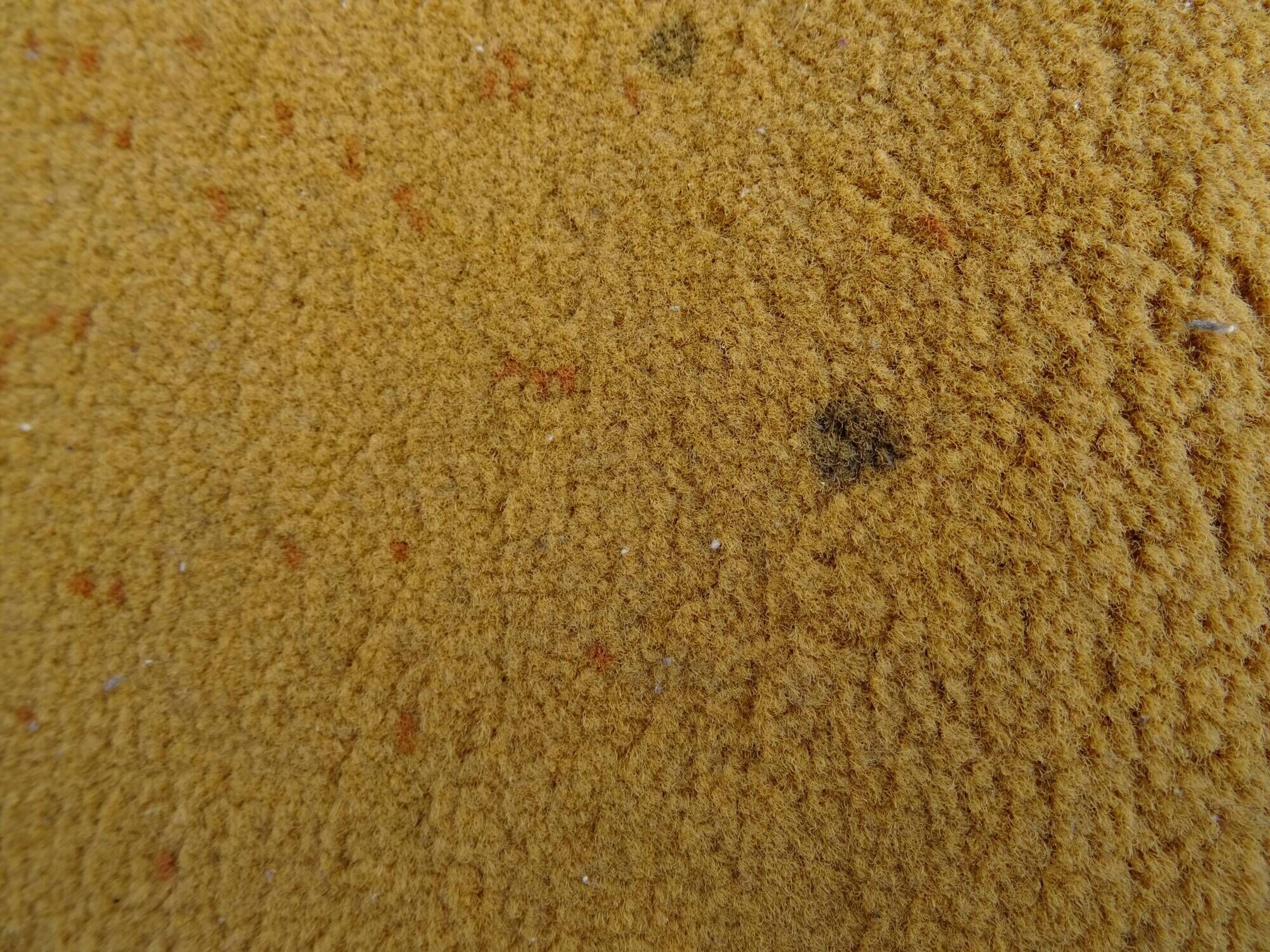 Large wool rug in Kandinsky design from the 80s.