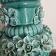 Vase ancien en barbotine bleu turquoise
