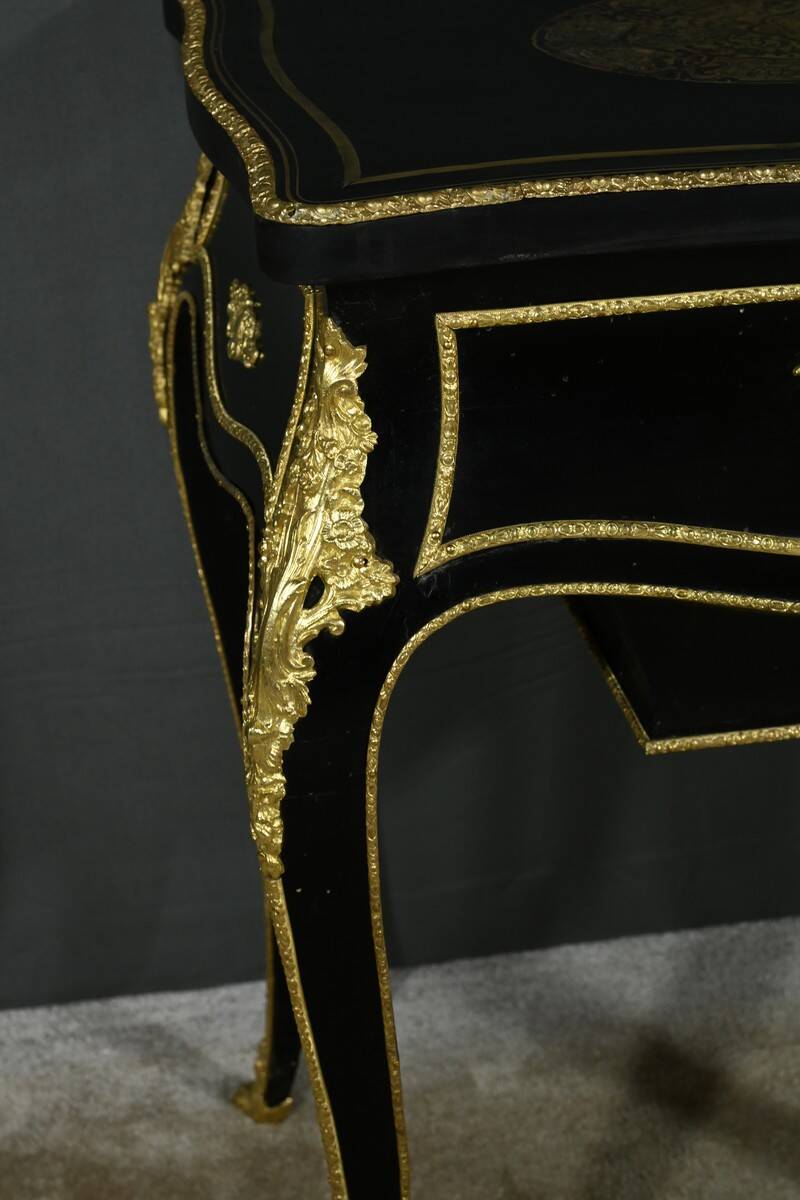 Worker in Blackened Pear Tree, Napoleonic III Era – Mid 19th Century