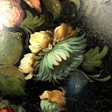 Painted sheet metal tray decorated with flowers