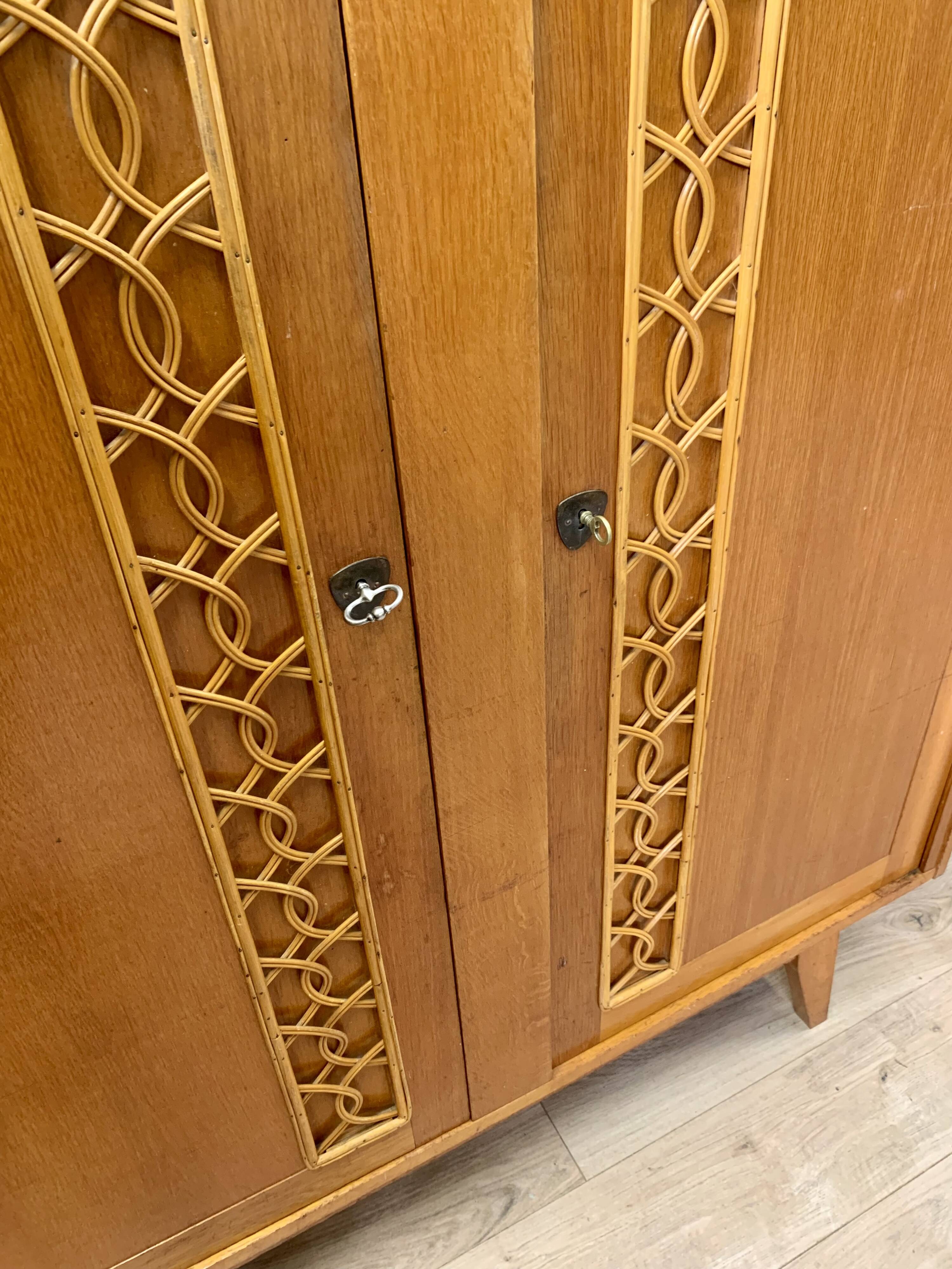 Armoire vintage bois et rotin Selency