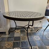 Table ronde en Zellige bleu
