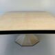 Table carrée de style Art déco italien en parchemin et laque noire, années 1980