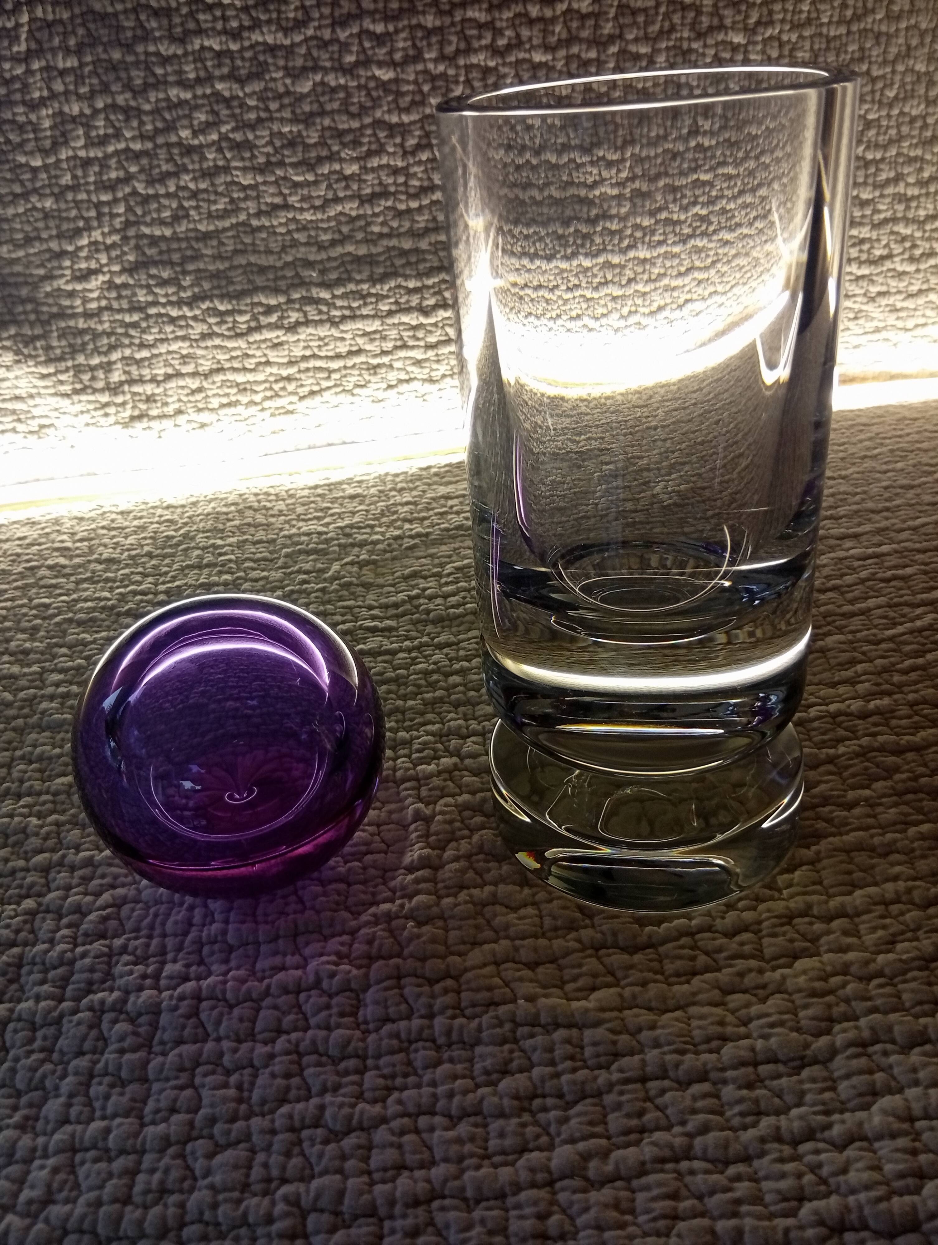 Vase "Cana" et boule "Sirius" en cristal de Baccarat