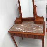 Art deco hairdresser 20s