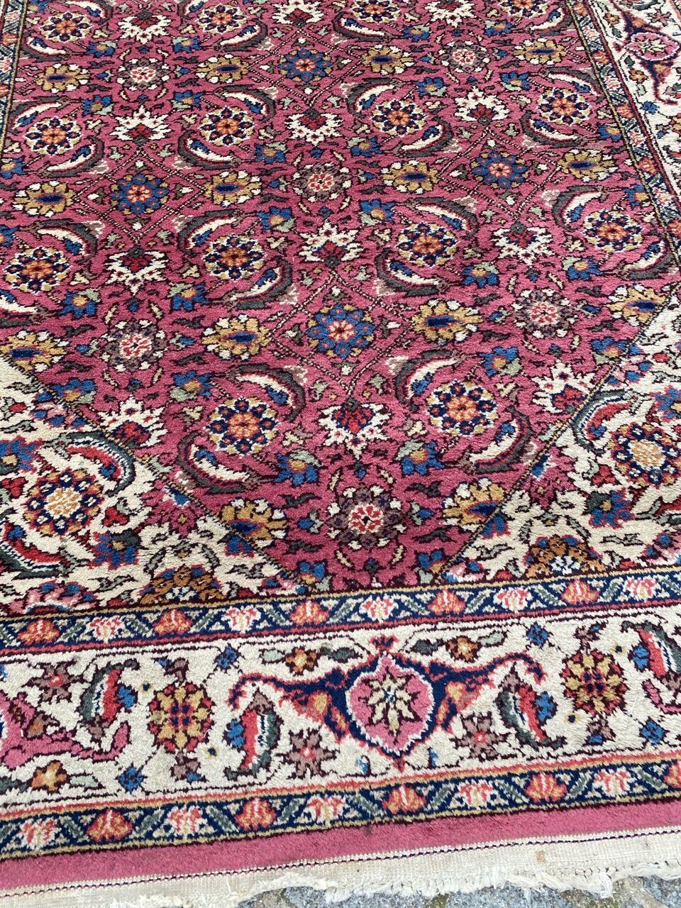 Beautiful vintage Transylvania handmade Persian style carpet 131x220 cm