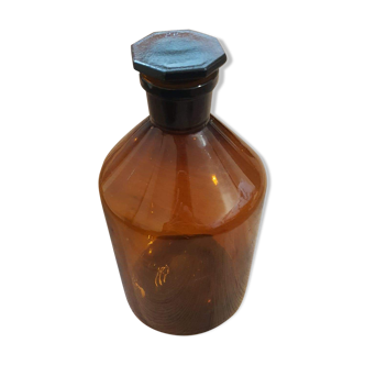 Amber apothecary flask